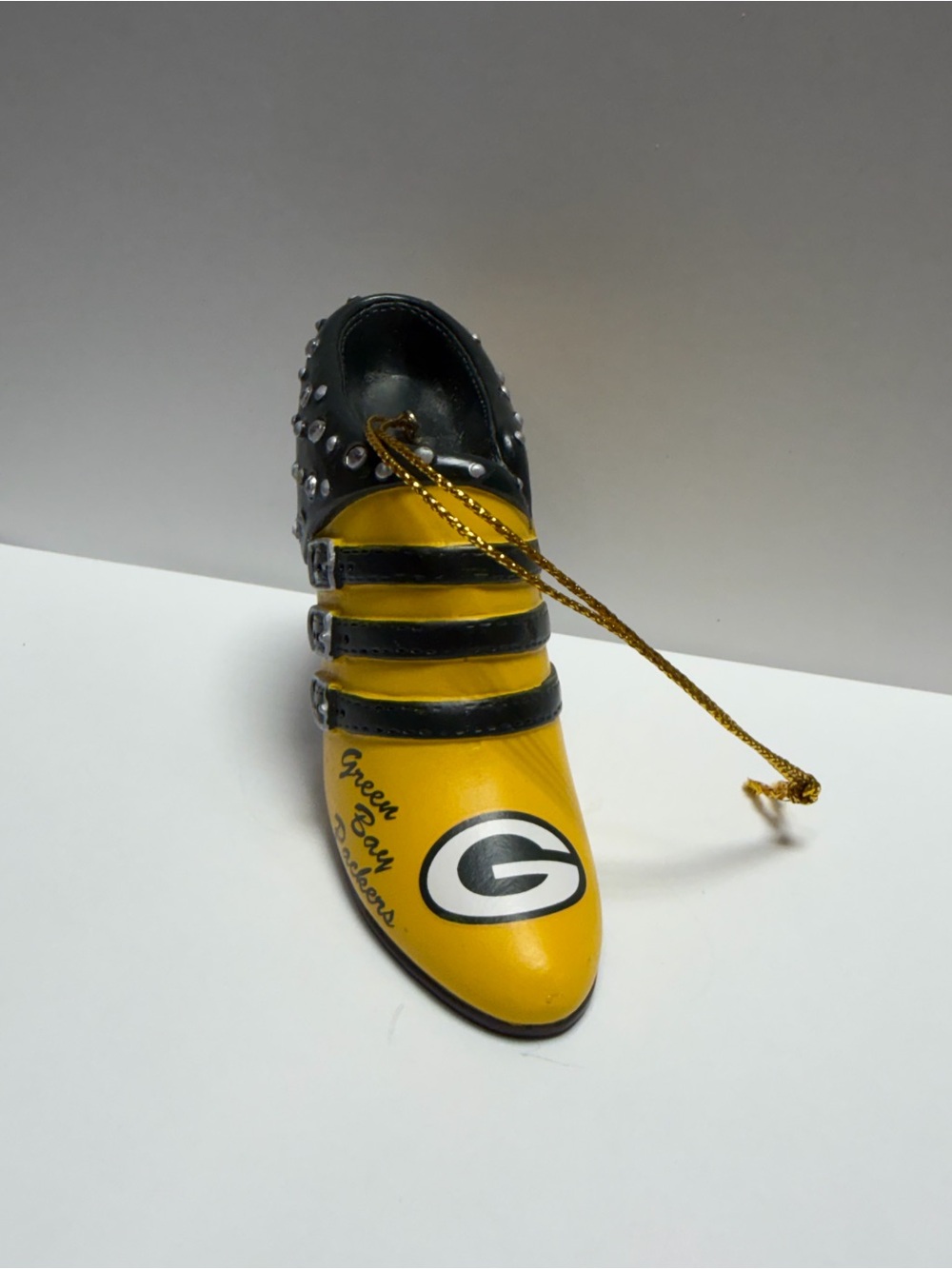 2011 Bradford Exchange Green Bay Packers “Triple Threat” Stiletto Shoe Ornament - Picture 2 of 8